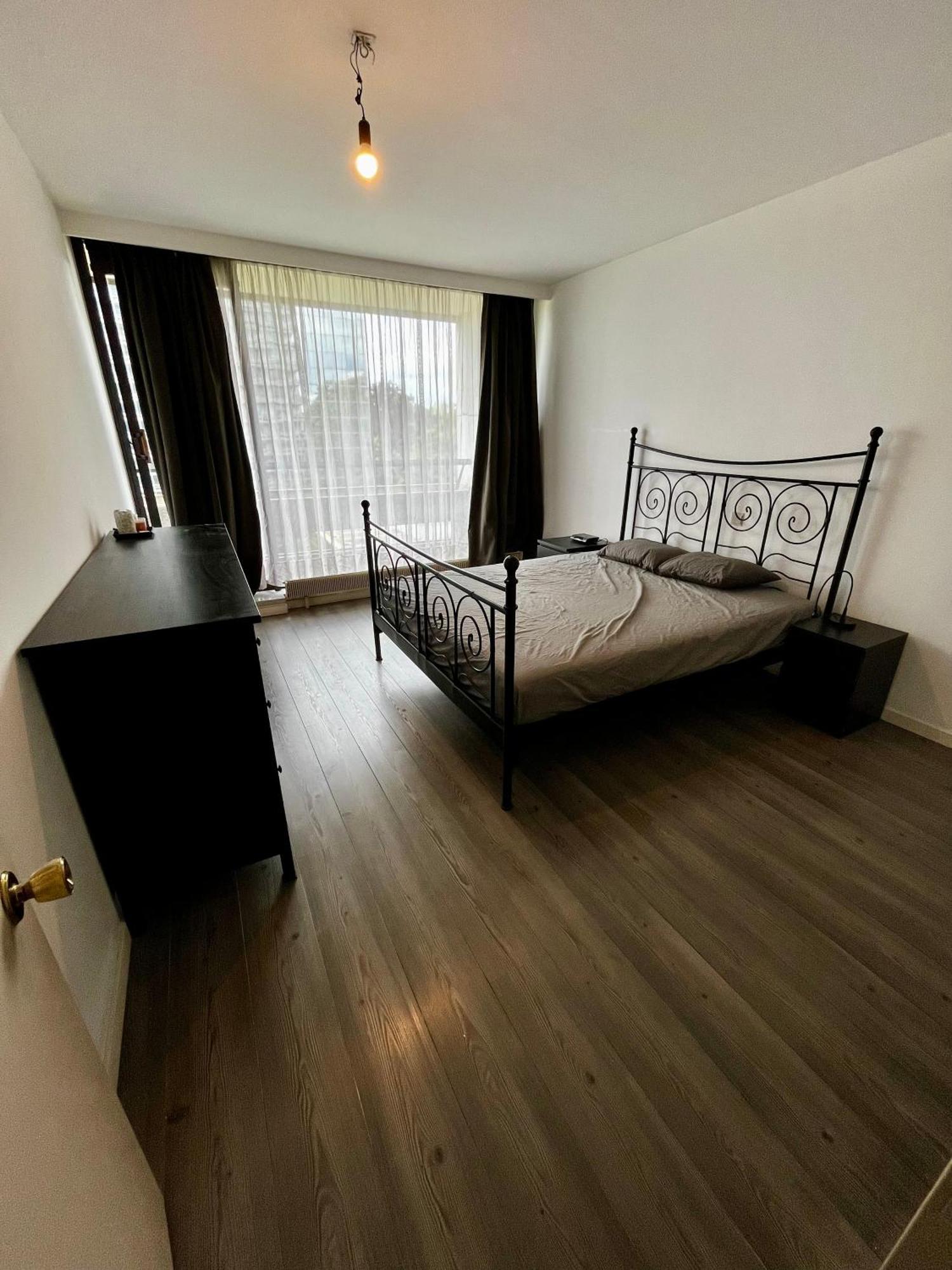Big Apartment With Parking In Antwerp Exterior photo